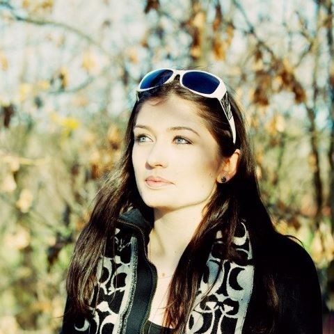Alexandra-Maraldo Alexandra-Maraldo